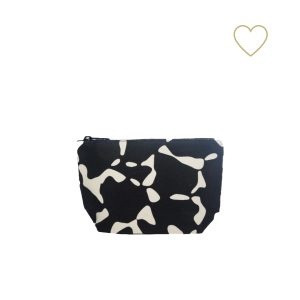 Make-uptasje shadows