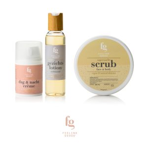 Verzorgingsset dag & nachtcrème, gezichtslotion en scrub face & body
